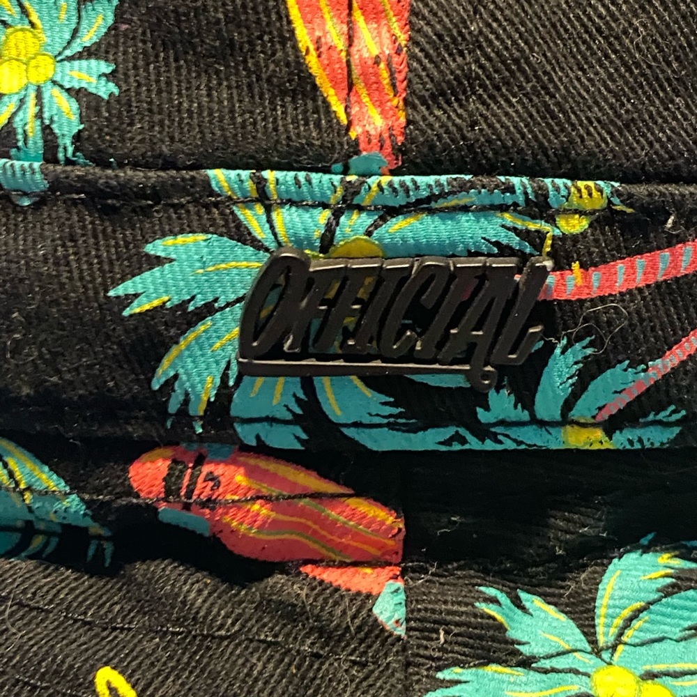 Official Crown of Laurel Multi-Color Bucket Hat - Picture 5 of 5